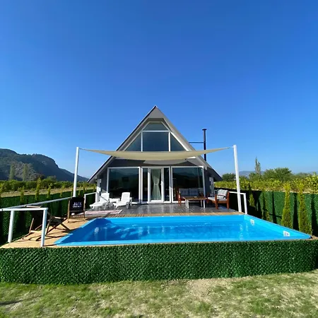 Goecebe House Karadonlar